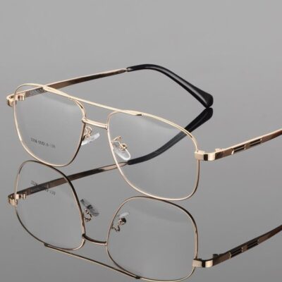 Gọng kính aviator (phi công) đang hot, bạn đã thử chưa?